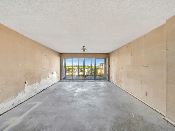 801 S Federal Hwy 818, Pompano Beach FL 33062