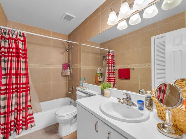 5216 NW 55th Street, Coconut Creek FL 33073