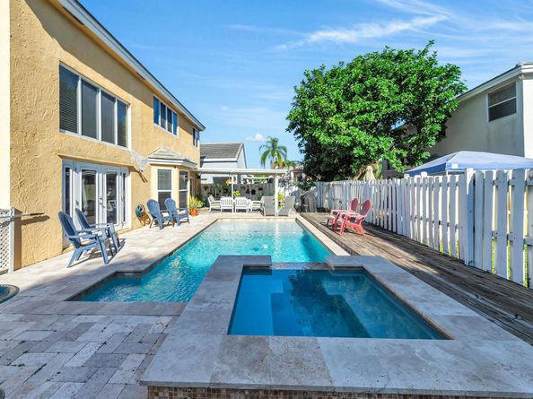 5216 NW 55th Street, Coconut Creek FL 33073