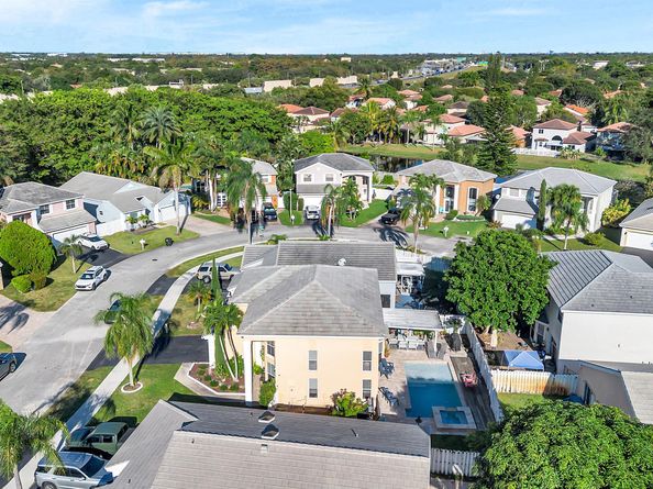 5216 NW 55th Street, Coconut Creek FL 33073