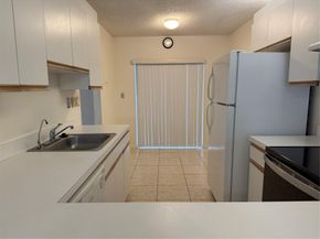 821 Crystal Lake Dr 1101, Deerfield Beach FL 33064