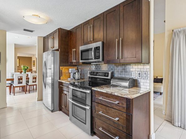 21033 Cottonwood Drive, Boca Raton FL 33428