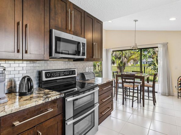 21033 Cottonwood Drive, Boca Raton FL 33428