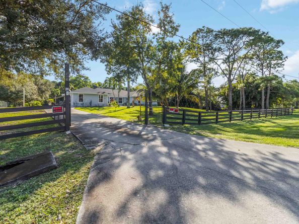 6578 146th Road N, Palm Beach Gardens FL 33418