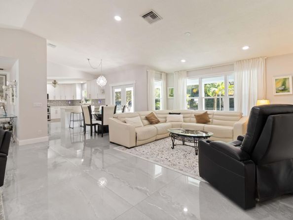 6578 146th Road N, Palm Beach Gardens FL 33418