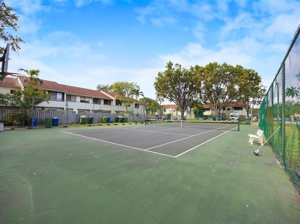 246 City View Dr 246, Fort Lauderdale FL 33311