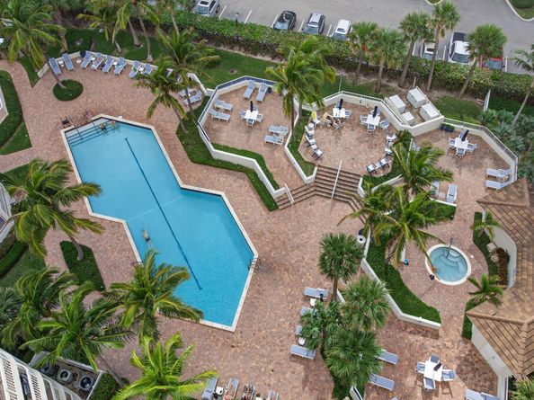 3000 N Ocean Drive 14g, Singer Island FL 33404