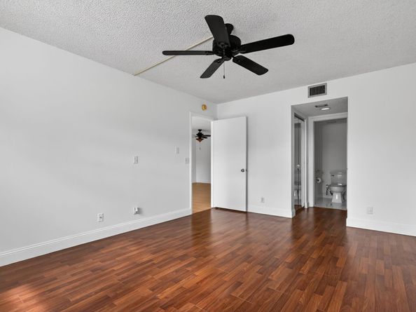 12750 SW 4th Ct 307J, Pembroke Pines FL 33027