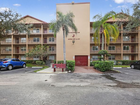 12750 SW 4th Ct 307J, Pembroke Pines FL 33027