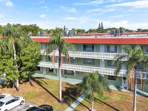 3100 Springdale Boulevard 314, Palm Springs FL 33461