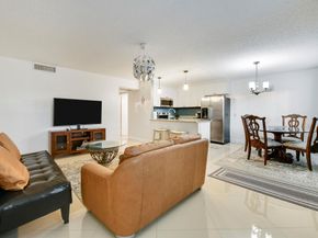 3100 Springdale Boulevard 314, Palm Springs FL 33461