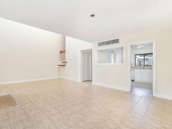 1900 Presidential Way 1F, West Palm Beach FL 33401