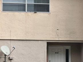 950 SW 74th Ave 950, North Lauderdale FL 33068