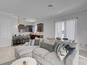 12 SE 1st Avenue 201, Delray Beach FL 33444