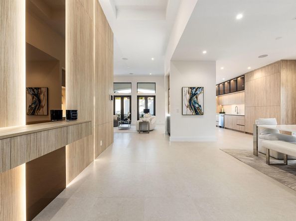 1740 SW 2nd Avenue, Boca Raton FL 33432