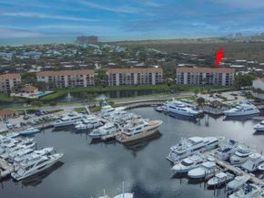 901 Seafarer Circle 503, Jupiter FL 33477