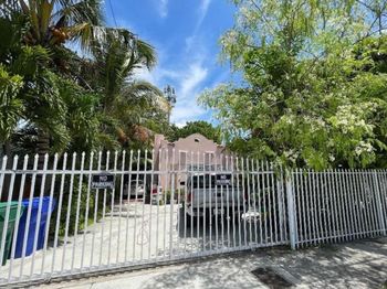 675 NW 34th St