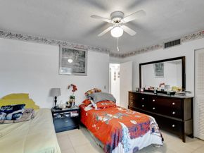 12005 Poinciana Boulevard 204, Royal Palm Beach FL 33411