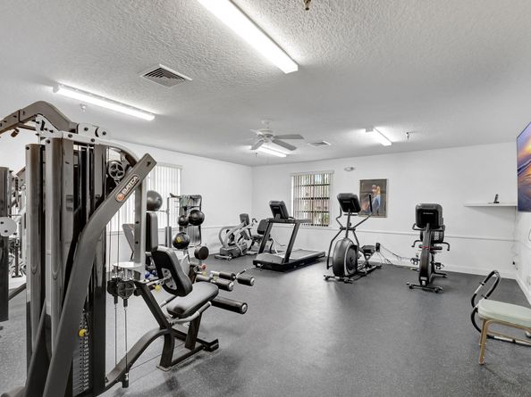 12005 Poinciana Boulevard 204, Royal Palm Beach FL 33411