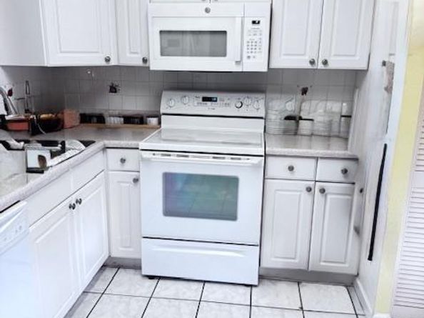 7320 Lake Circle Dr 407, Margate FL 33063