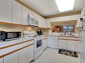 15461 Pembridge Drive 311, Delray Beach FL 33484