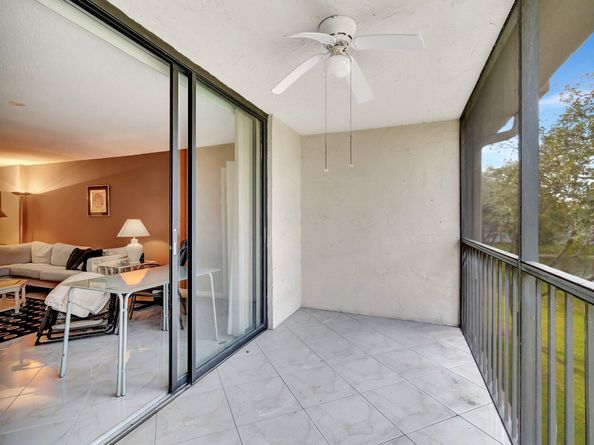 15461 Pembridge Drive 311, Delray Beach FL 33484