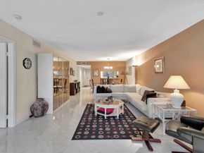 15461 Pembridge Drive 311, Delray Beach FL 33484