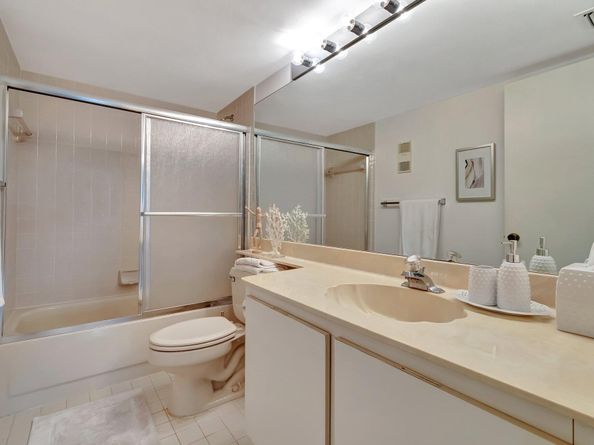 15461 Pembridge Drive 311, Delray Beach FL 33484