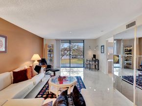 15461 Pembridge Drive 311, Delray Beach FL 33484