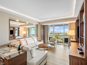 551 N Fort Lauderdale Beach Boulevard