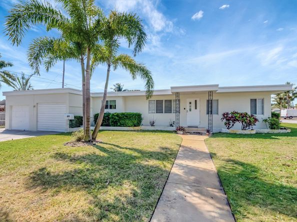 609 16th Avenue N, Lake Worth Beach FL 33460