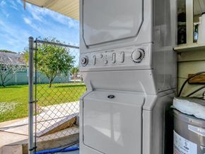 609 16th Avenue N, Lake Worth Beach FL 33460
