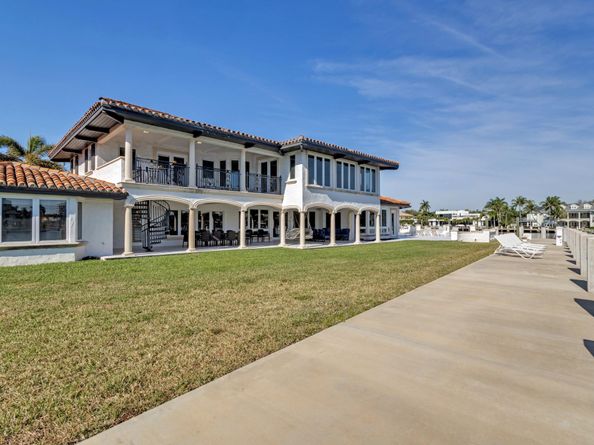 2301 Aqua Vista Blvd, Fort Lauderdale FL 33301