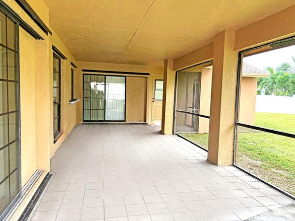 138 Bilbao Street, Royal Palm Beach FL 33411