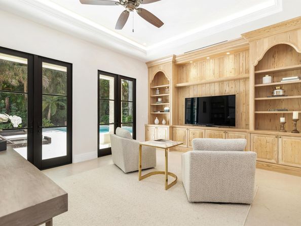 236 Via Las Brisas, Palm Beach FL 33480