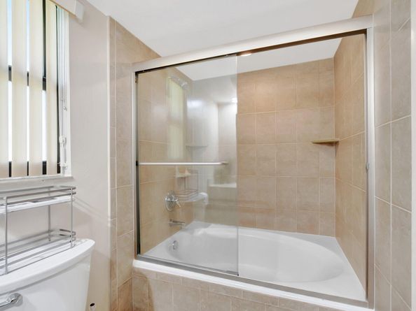 6734 Willow Wood Drive 1405, Boca Raton FL 33434