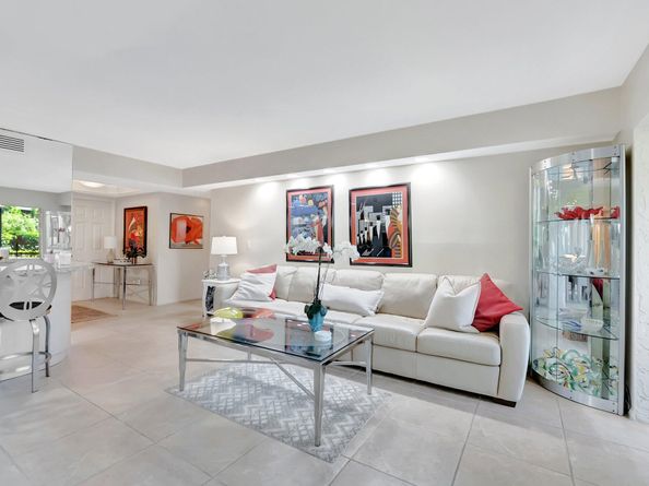6734 Willow Wood Drive 1405, Boca Raton FL 33434