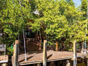 720 Mariners Way, Boynton Beach FL 33435