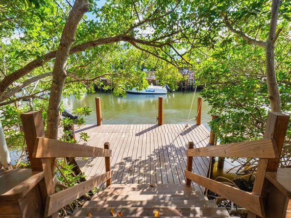 720 Mariners Way, Boynton Beach FL 33435