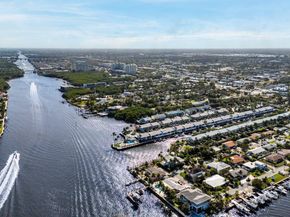 720 Mariners Way, Boynton Beach FL 33435