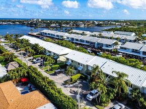 720 Mariners Way, Boynton Beach FL 33435