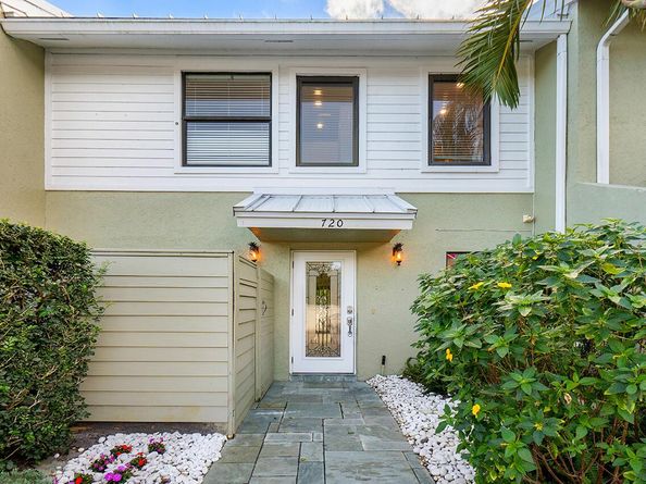 720 Mariners Way, Boynton Beach FL 33435