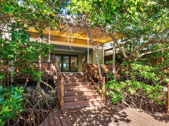 720 Mariners Way, Boynton Beach FL 33435