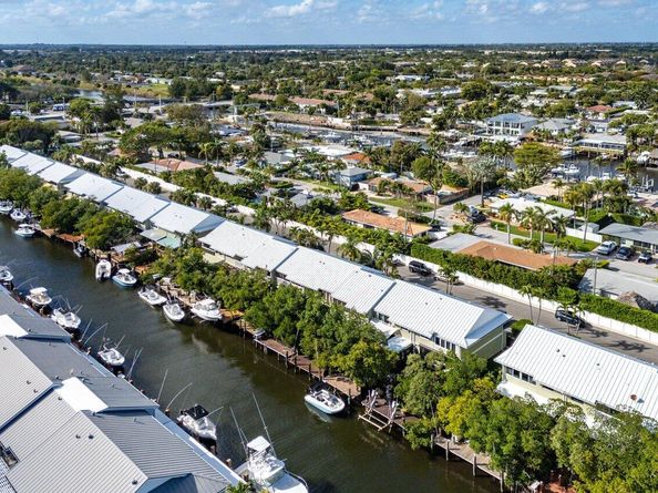 720 Mariners Way, Boynton Beach FL 33435