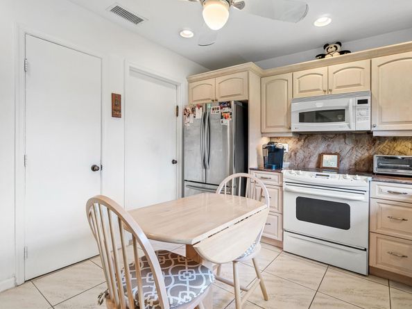 9885 Orchid Tree Trail B, Boynton Beach FL 33436