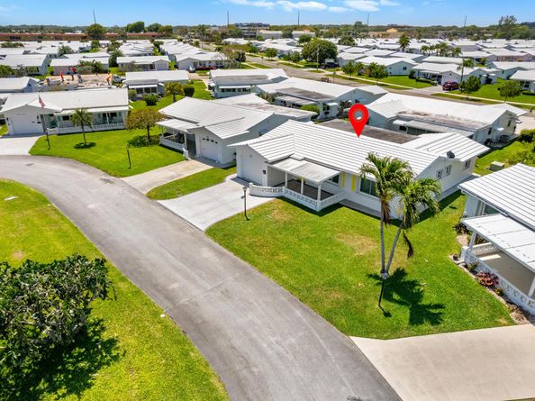 2198 SW 12th Avenue, Boynton Beach FL 33426