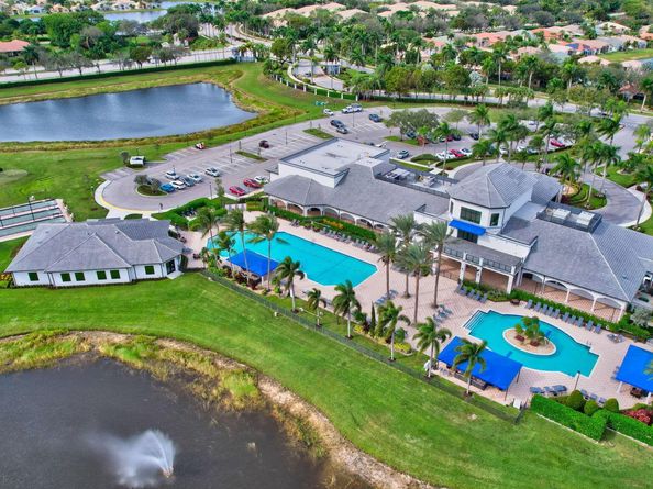 8398 Logia Circle, Boynton Beach FL 33472