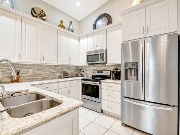8398 Logia Circle, Boynton Beach FL 33472