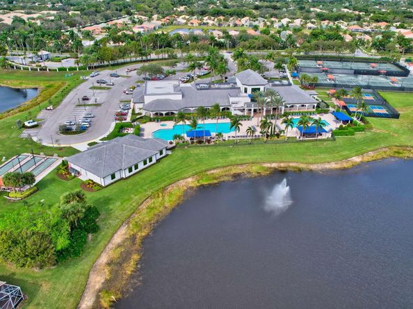 8398 Logia Circle, Boynton Beach FL 33472