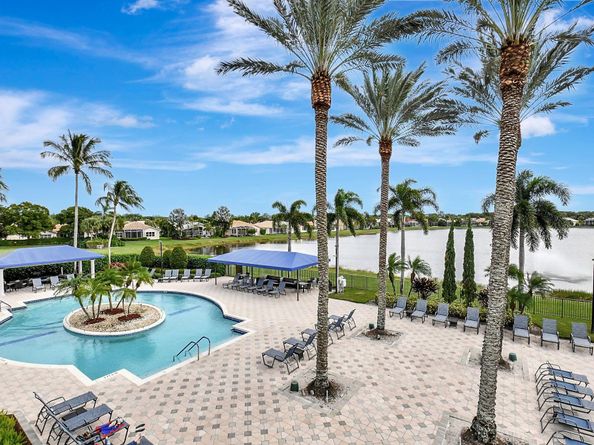 8398 Logia Circle, Boynton Beach FL 33472